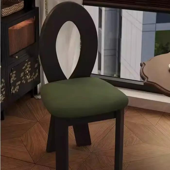 Fauteuils de salon confortables, design de salon de luxe, fauteuils de salon relaxants, meubles de maison modernes minimalistes