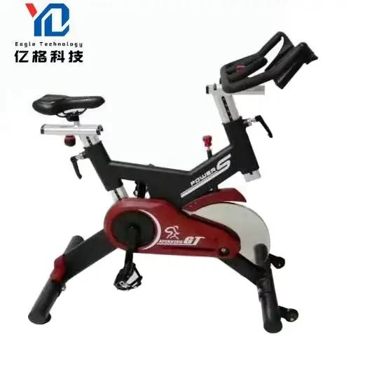 Vélo de spinning pour la remise en forme