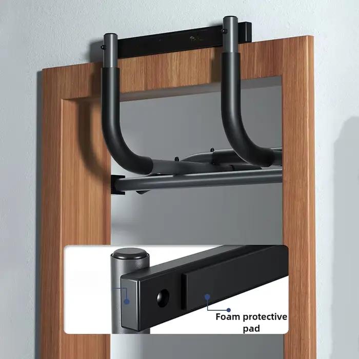 Cadre de porte barre de traction