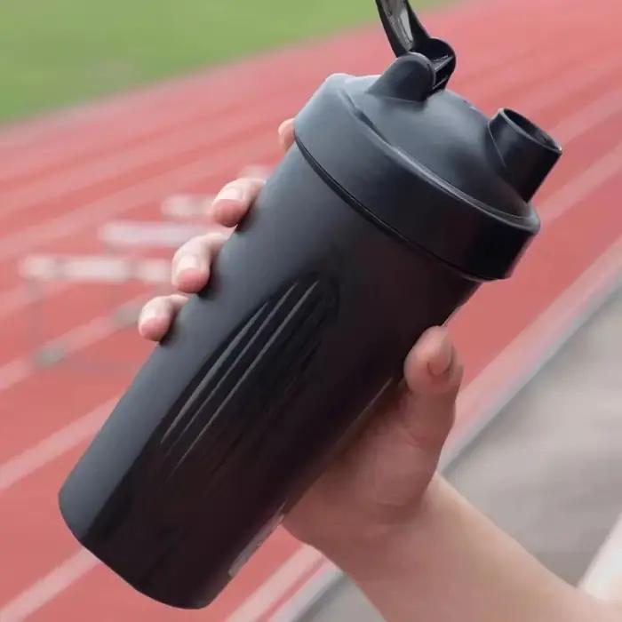 Bouteille shaker de 600 ml
