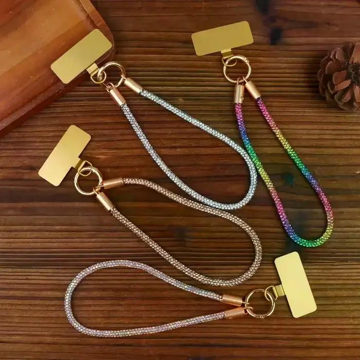 Cordon de téléphone de luxe avec clip métallique, chaîne courte universelle, accessoire de poignet pour téléphones mobiles