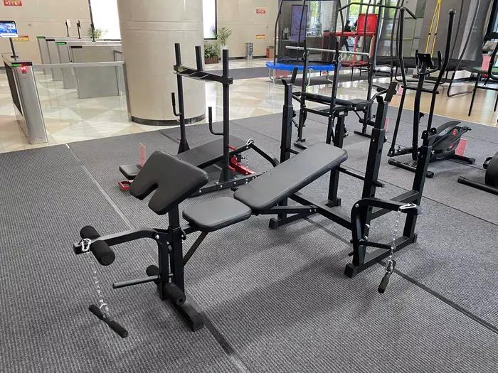 Banc de musculation pliable et réglable en métal durable pour la remise en forme et la musculation avec logo personnalisable occasions sportives et fitness à domicile