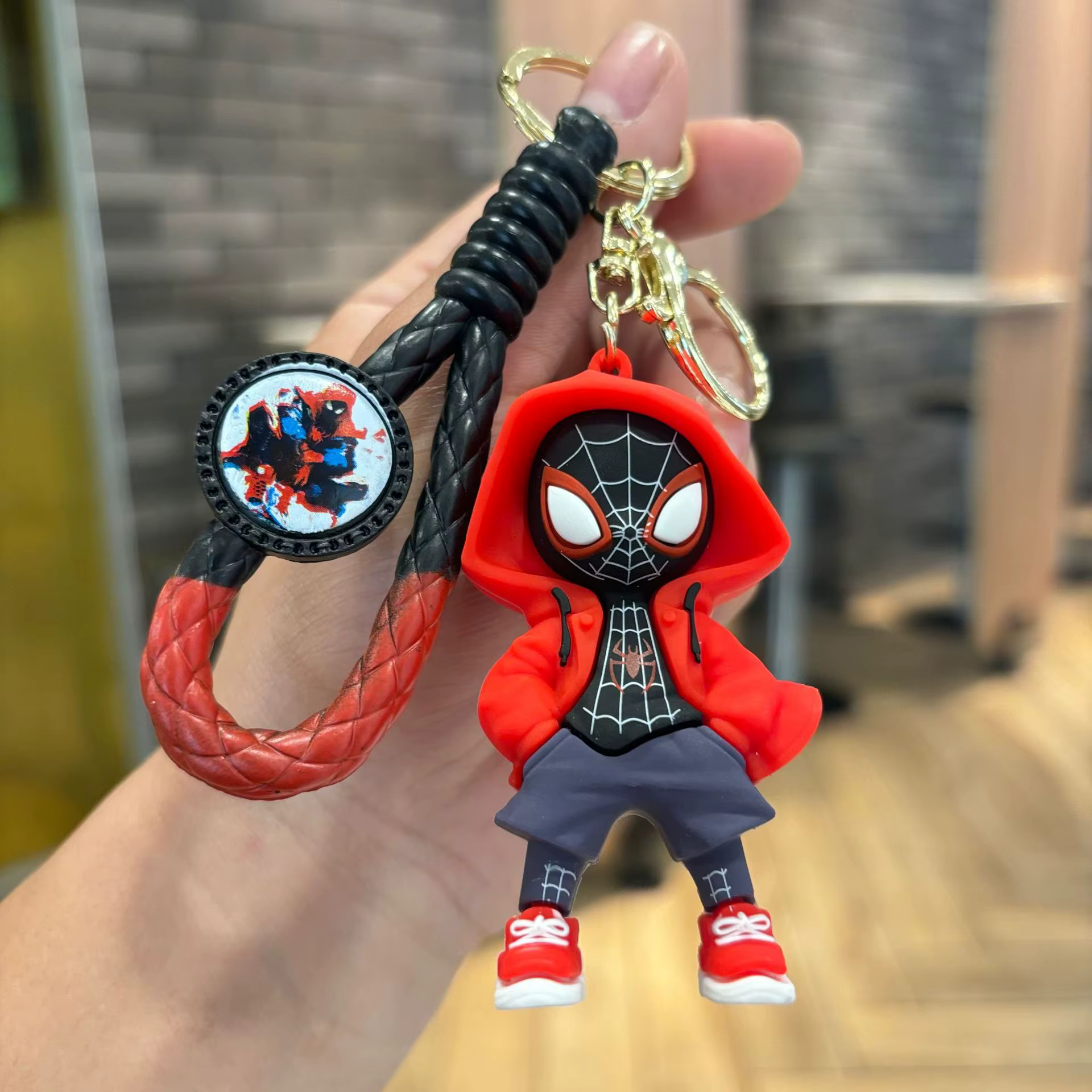 Porte-clés Spiderman de haute qualité, porte-clés de super-héros, accessoire pour sac et voiture