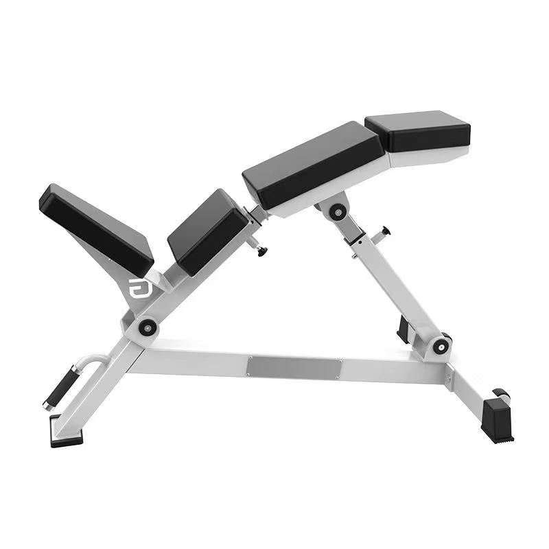 Banc inclinable en acier réglable avec fonctions de sécurité pour les exercices de bras, de poitrine
